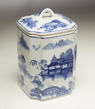 Square Ginger Jar, Blue Willow Design