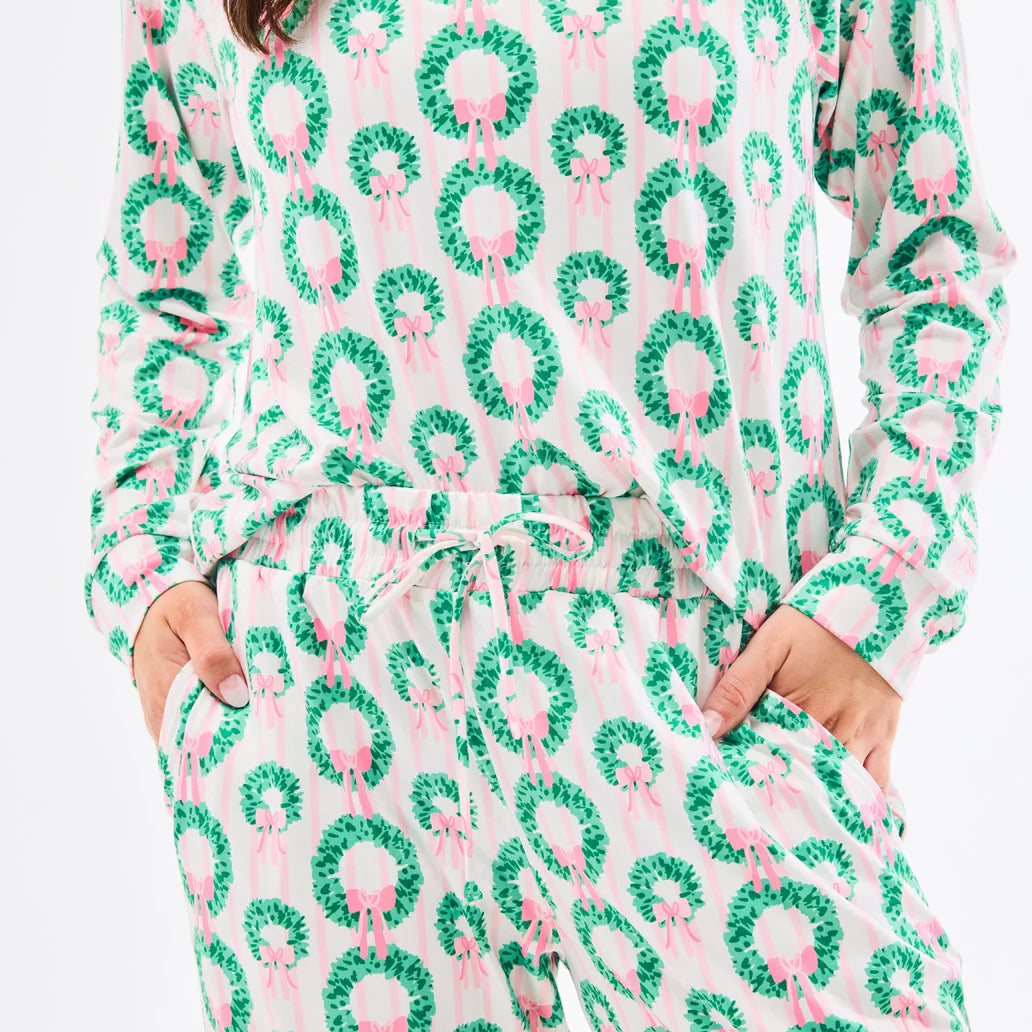 Annie Rosy Wreath Pajamas
