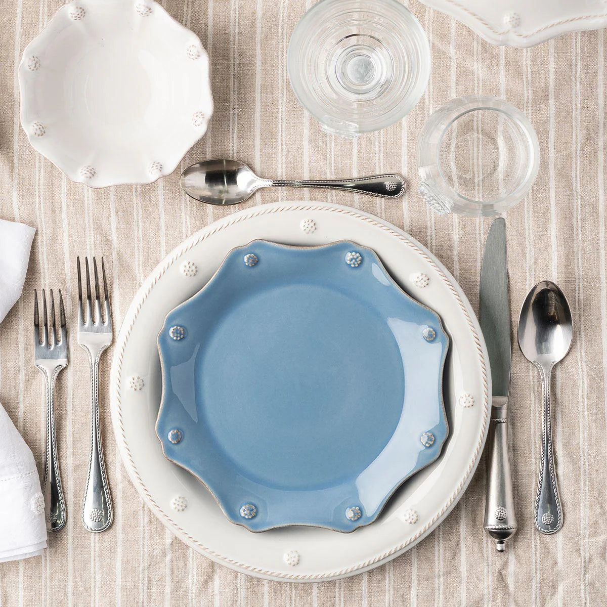 Berry & Thread Scalloped Salad/Dessert Plate - Chambray