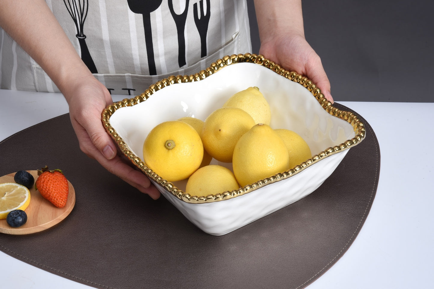 Medum Square Salad Bowl Golden Selerno