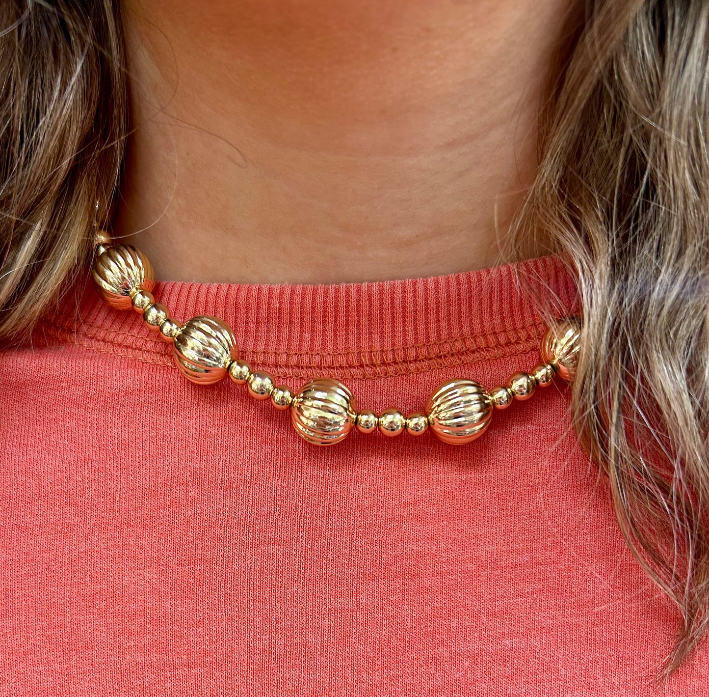 Magnetic Ribbed Bead Necklace