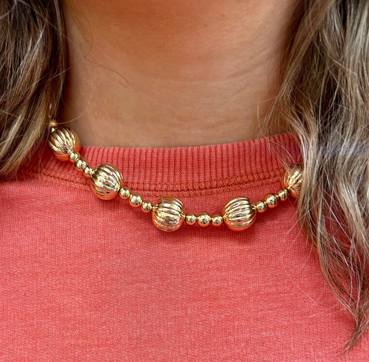 Magnetic Ribbed Bead Necklace