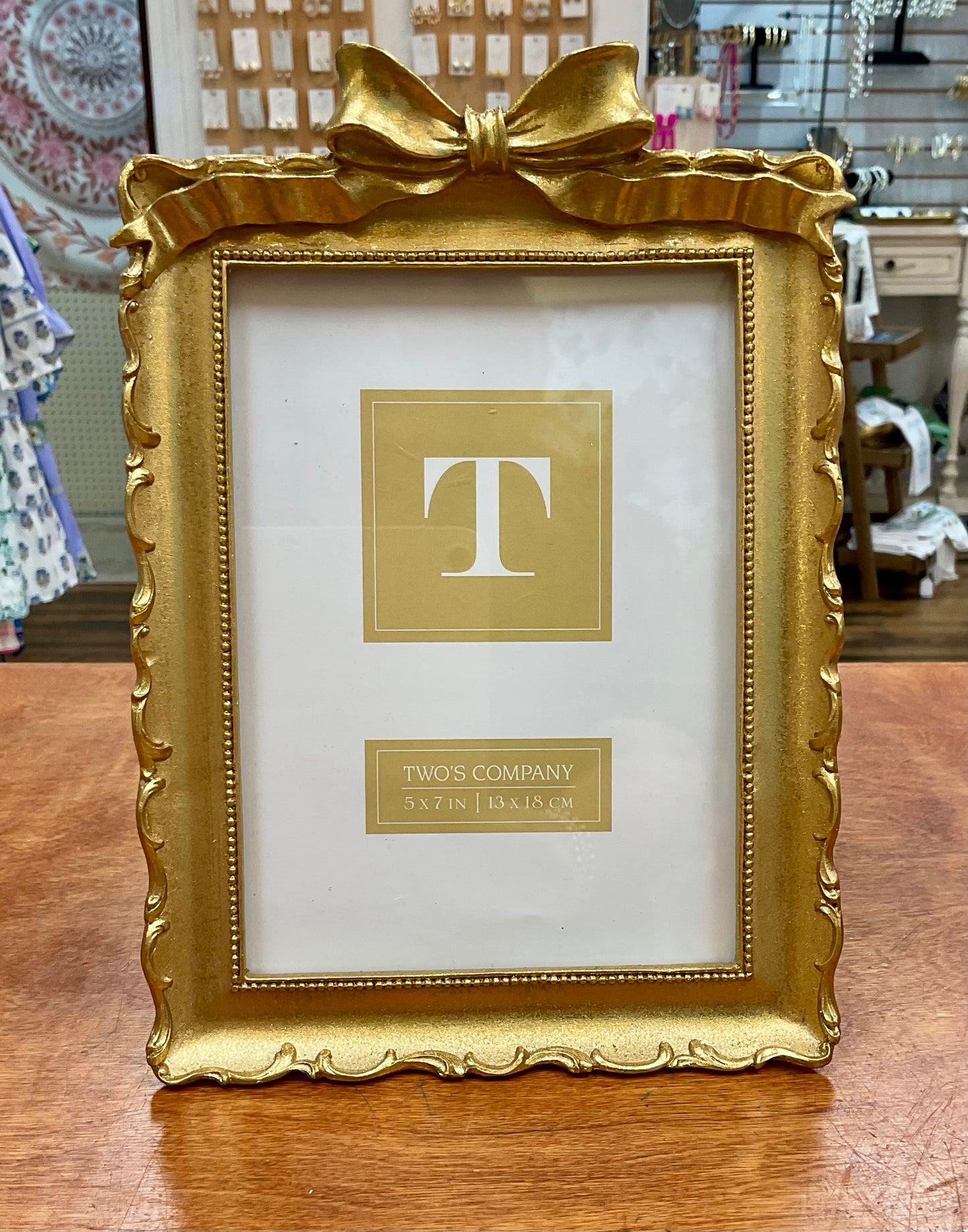 Vintage Gold Frames with Accent Bow 5x7