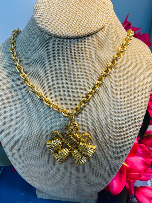 Golden Tassels Necklace