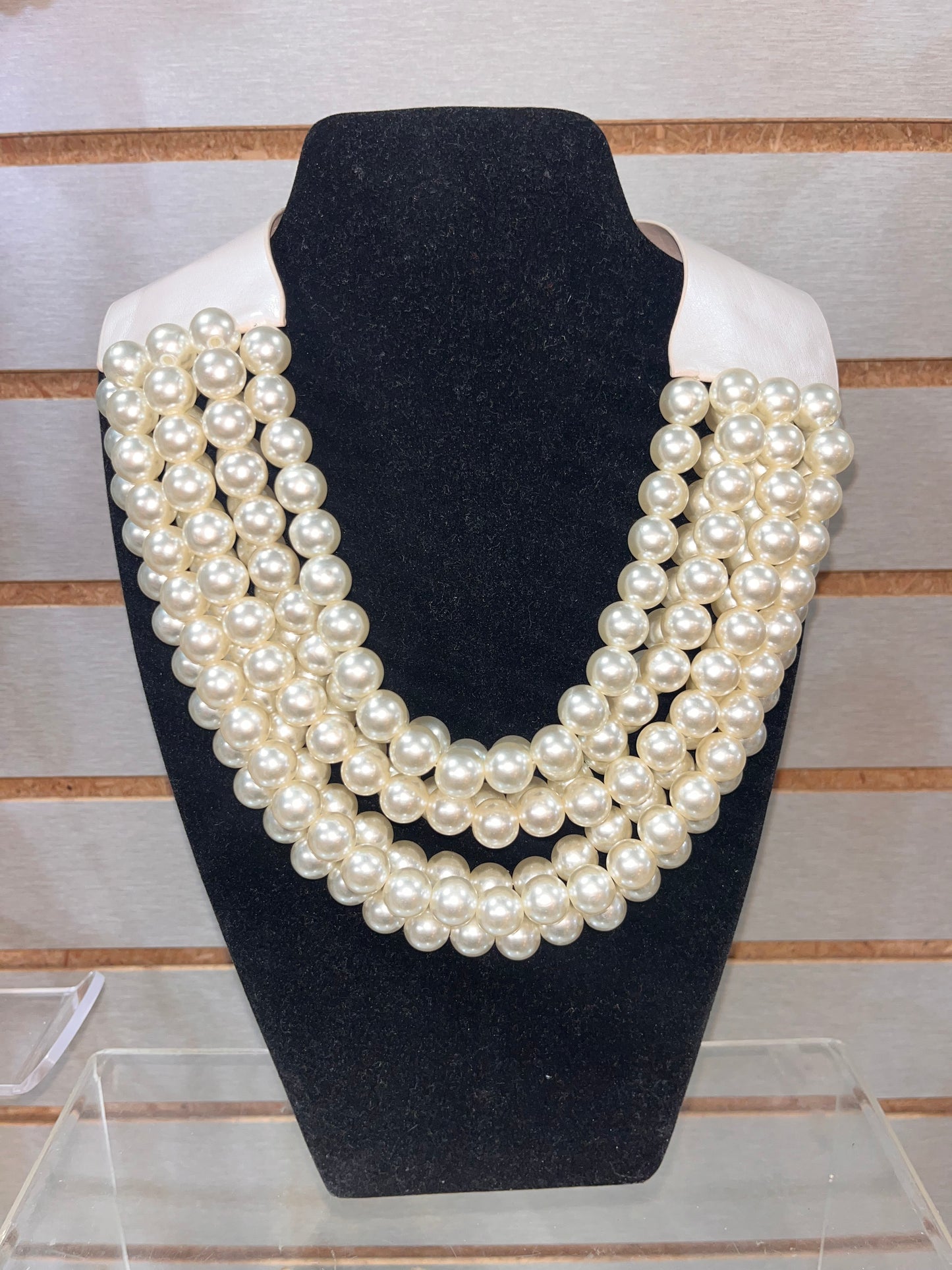 Magnetic Clasp Large Pearl Necklace