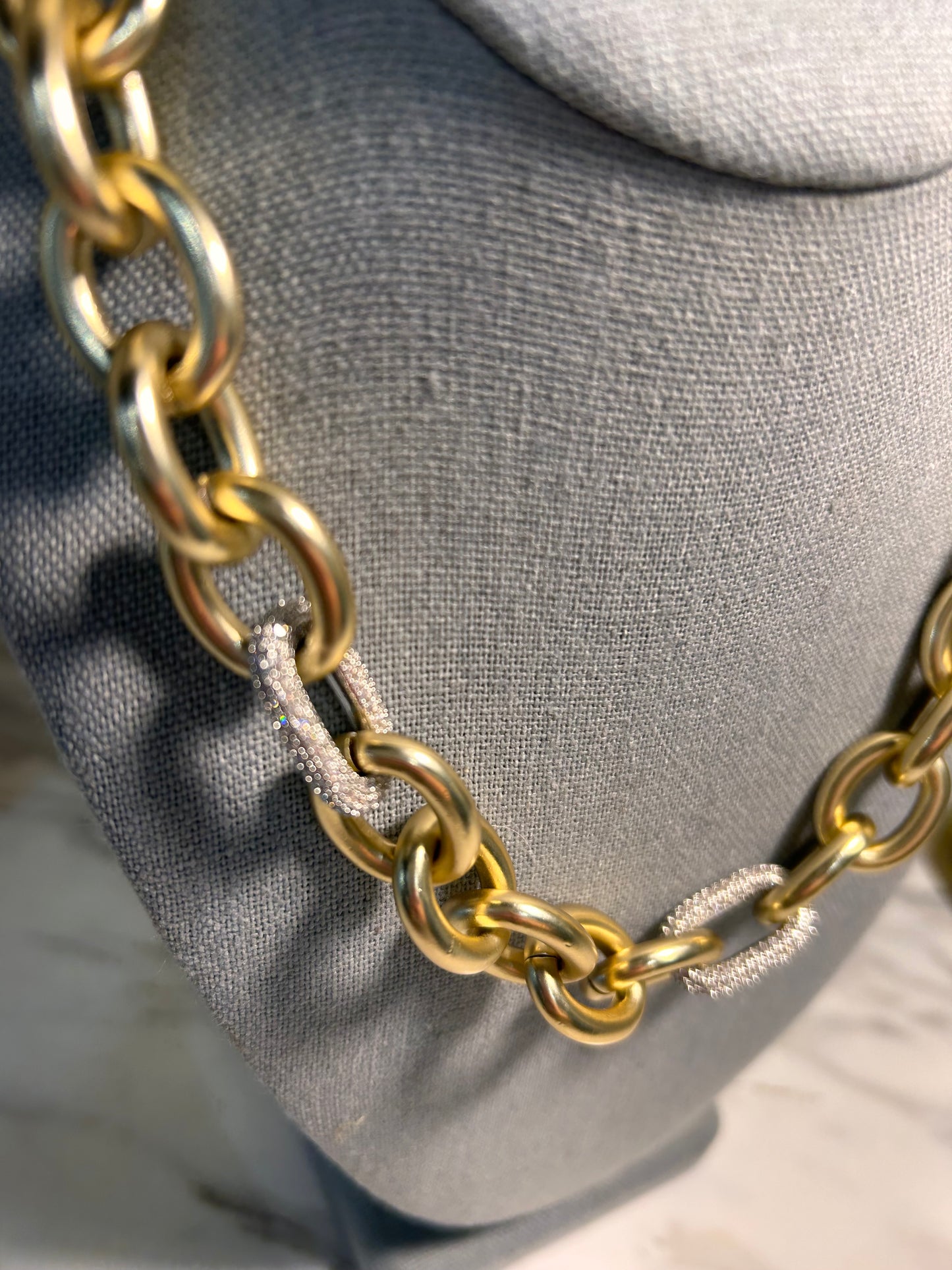 Brushed Gold & Crystal Link Magnetic Necklace