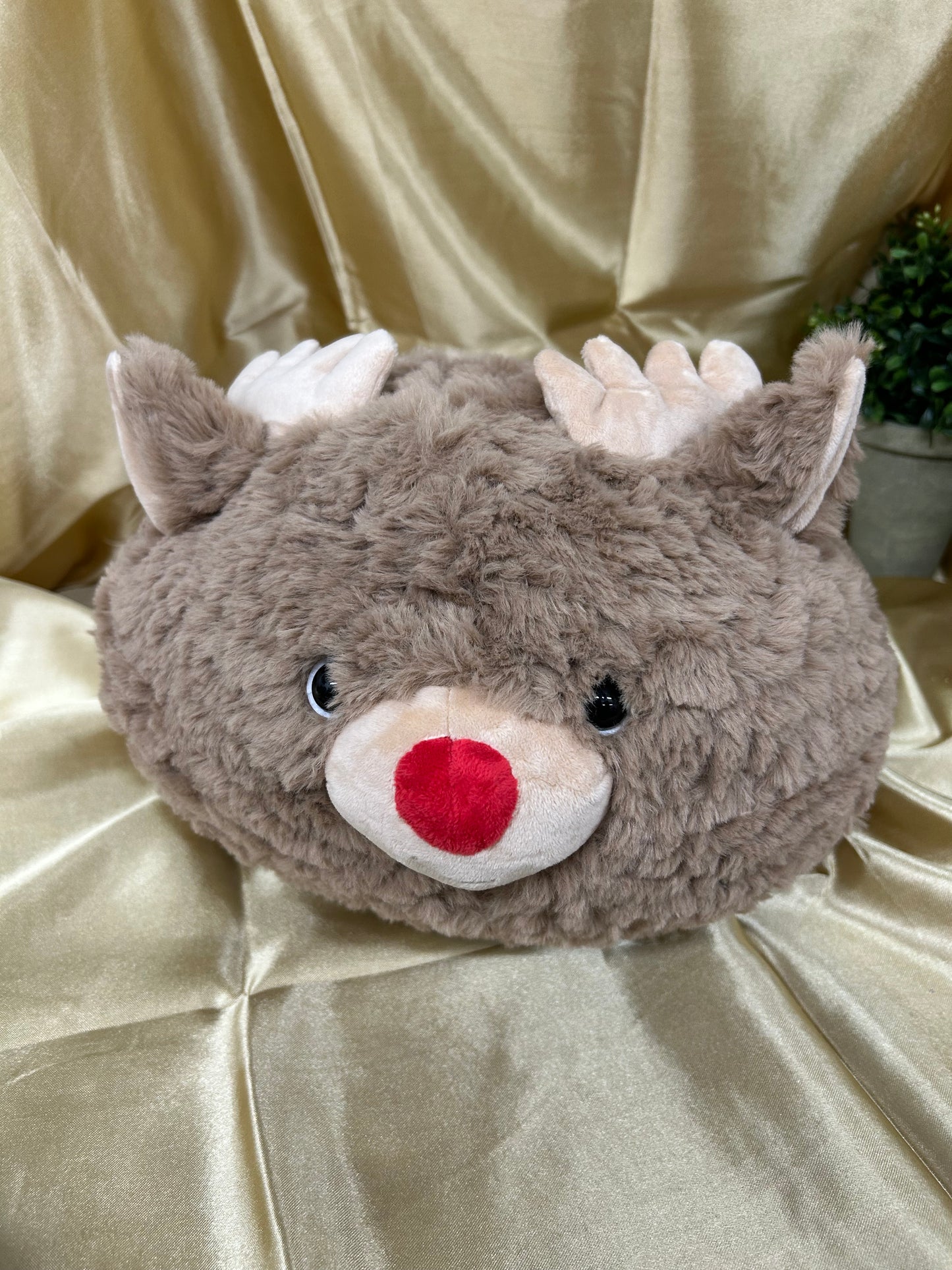 Jingle the Reindeer Super Plushie