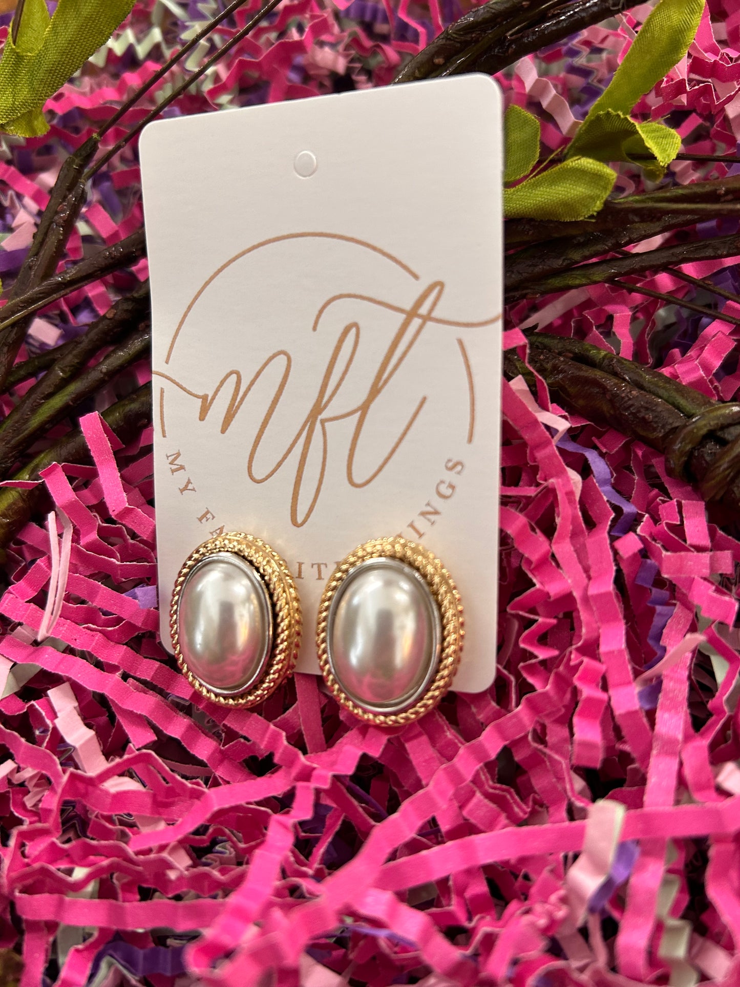 Oval Pearl and Gold Stud Earrings