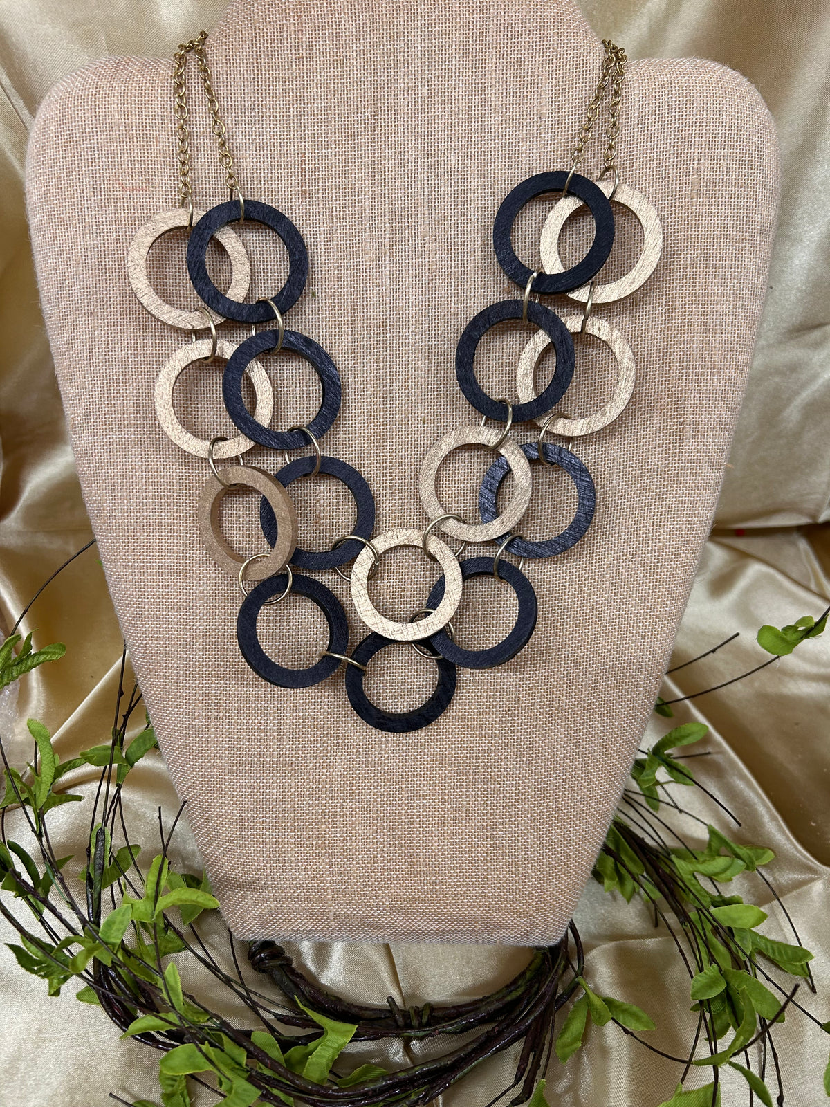 Black & Gold Wooden Loop Necklace