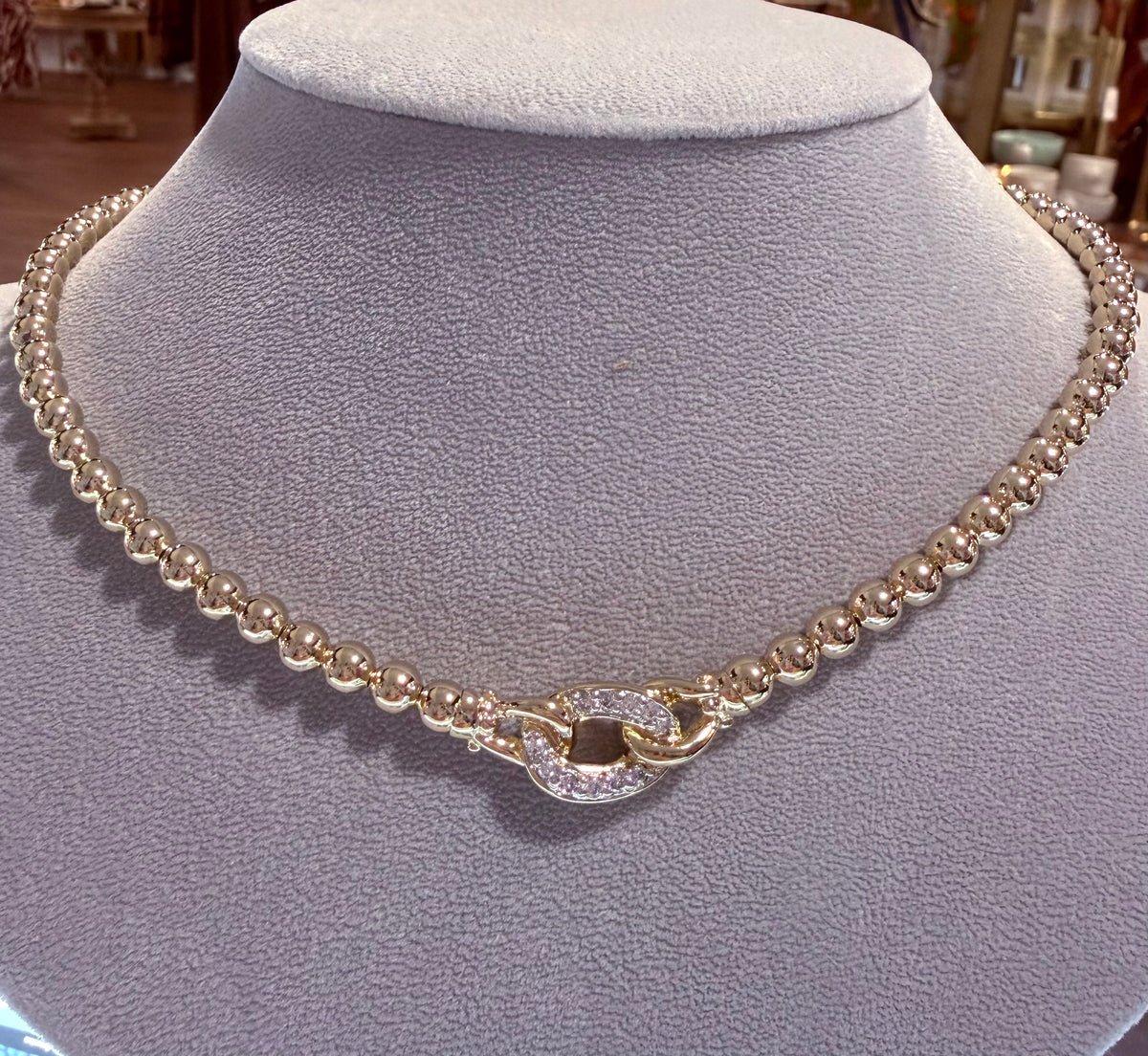 Beaded Oval Stone Necklace 16-18"