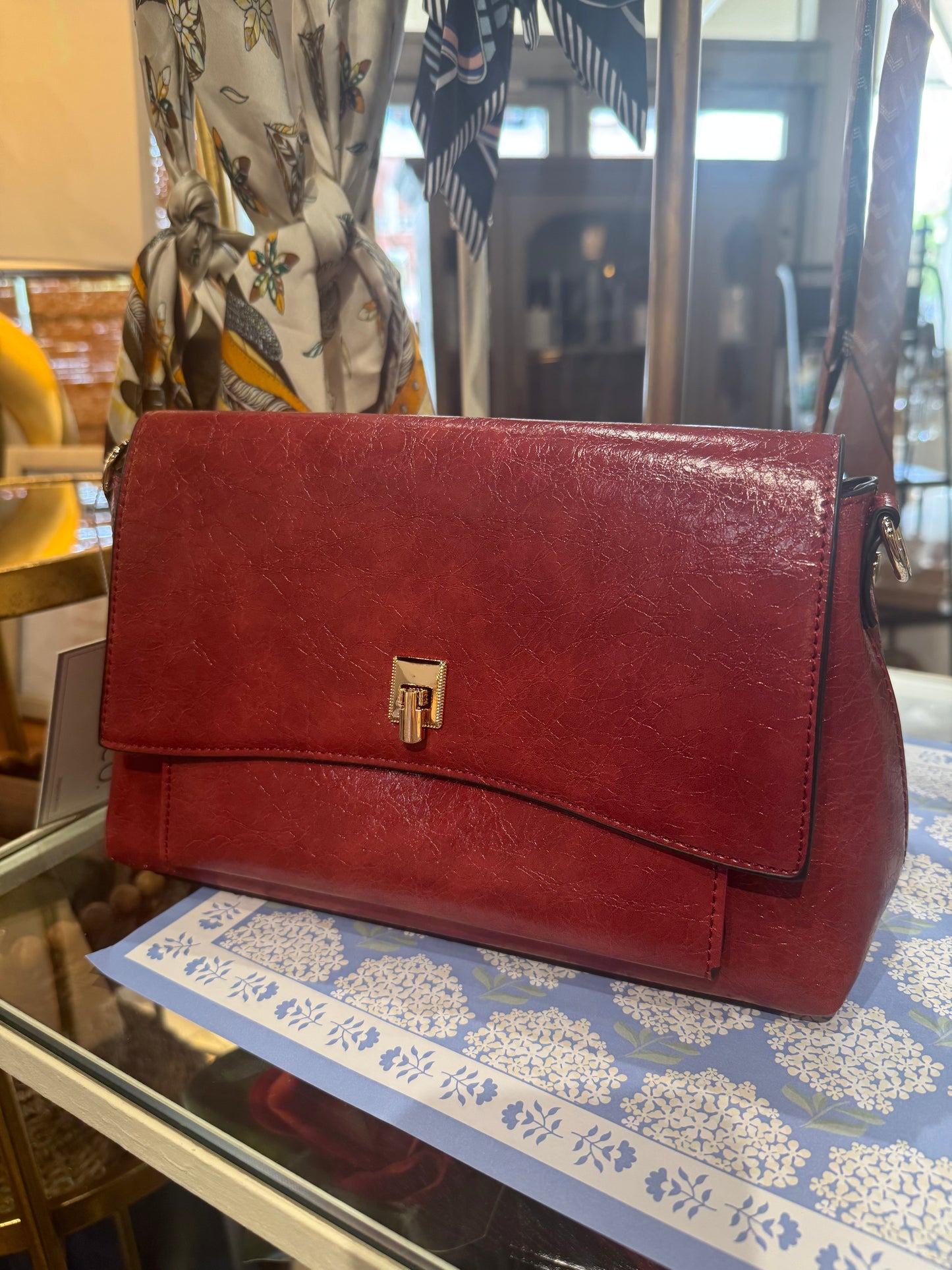 Bella Glossy Shoulder Bag