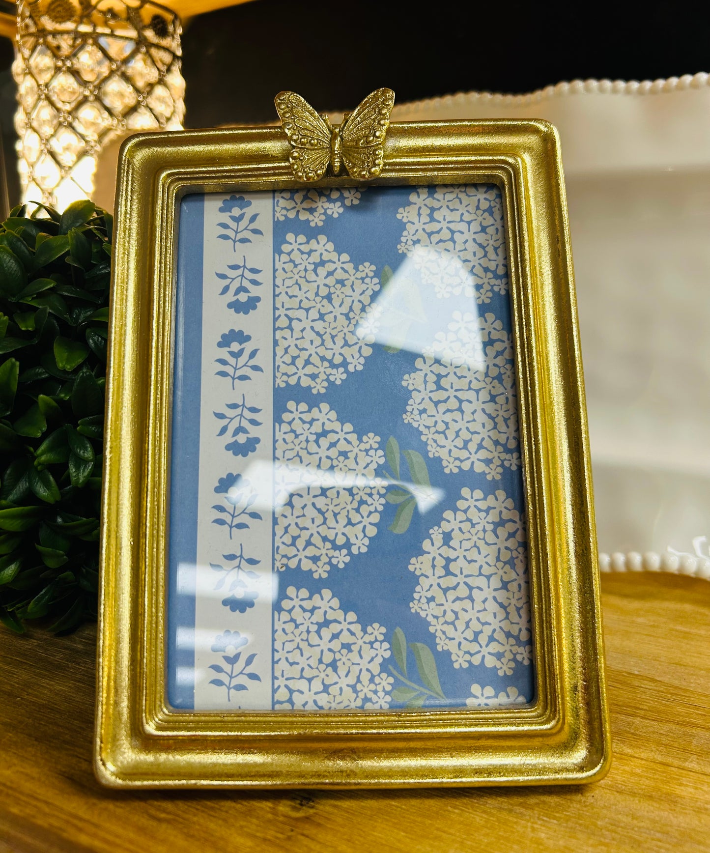 Gold 4x6 Frame with Butterfly