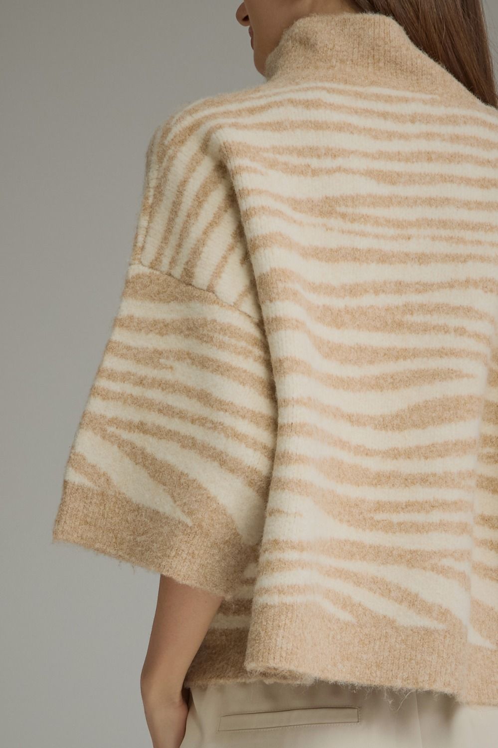 Animal Print 3/4 Sleeve Sweater