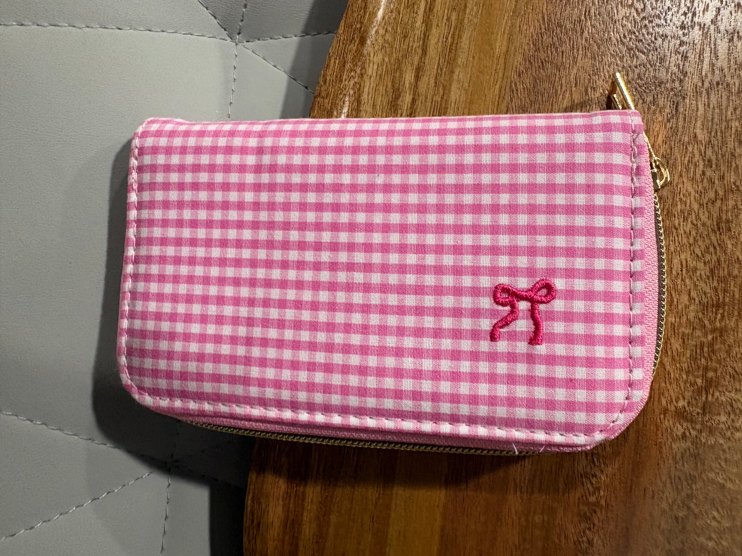 Gingham Brush/Mirror/Manicure Set