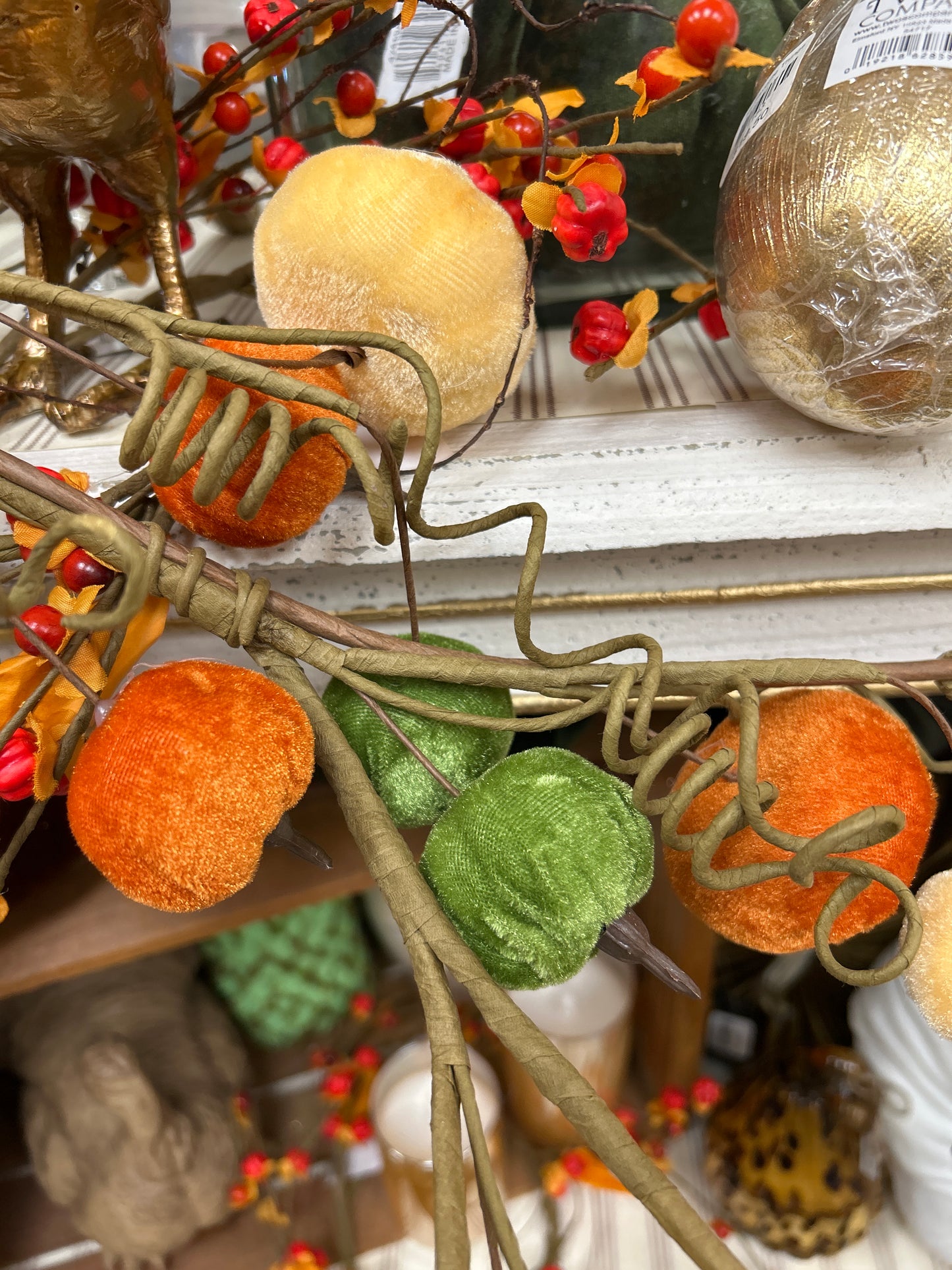 Curly Twig with Velvet Pumpkin Garland