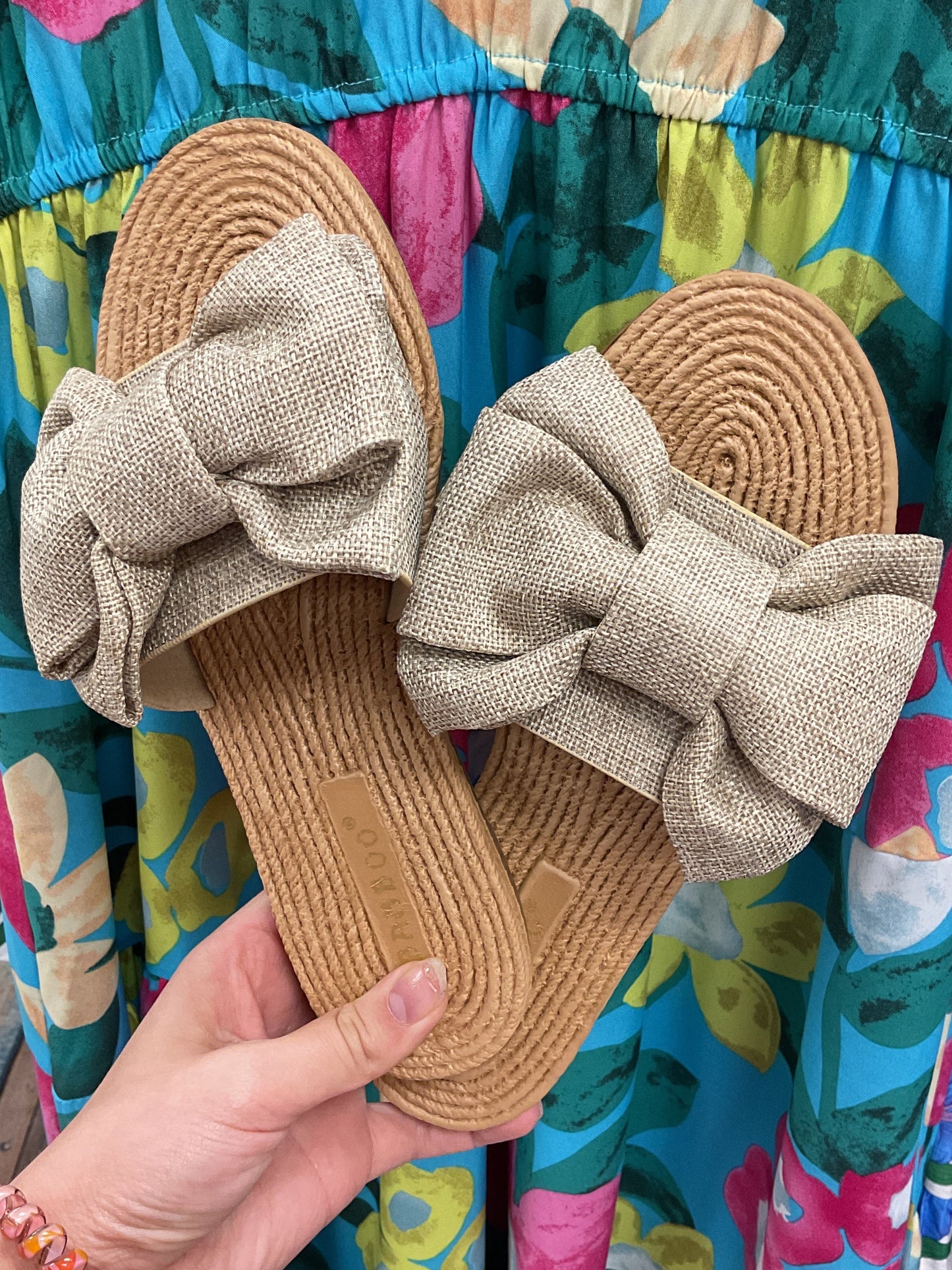 Beige Linen Bow Sandals