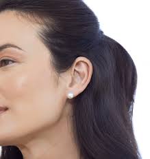 Medium Pearl Stud Earrings