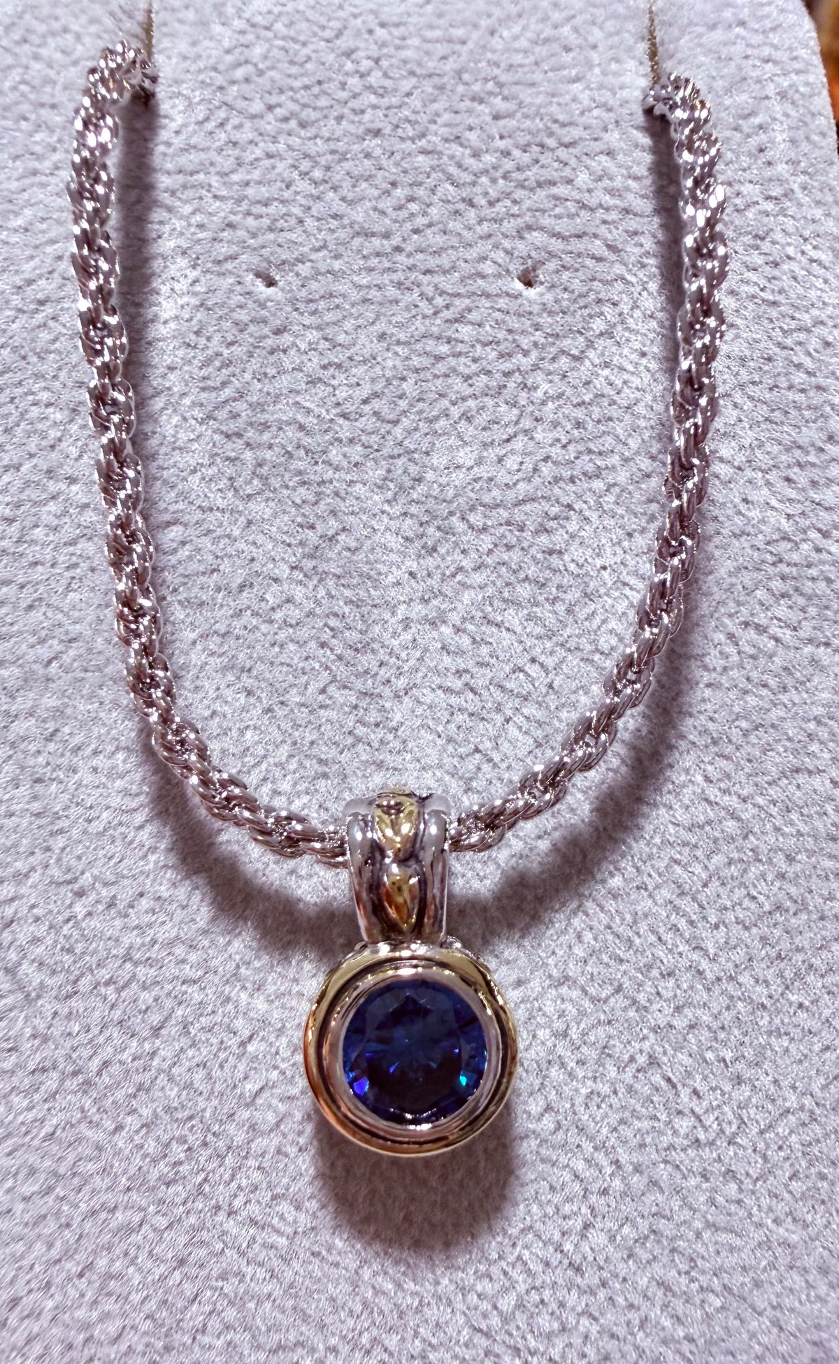 Beijos Collection - Bezel Set Pendant Necklace