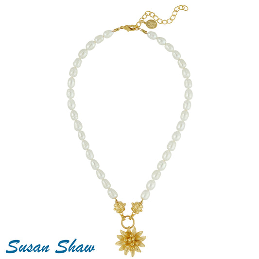 Susan Shaw Water Lily Pearl Necklace 3654E