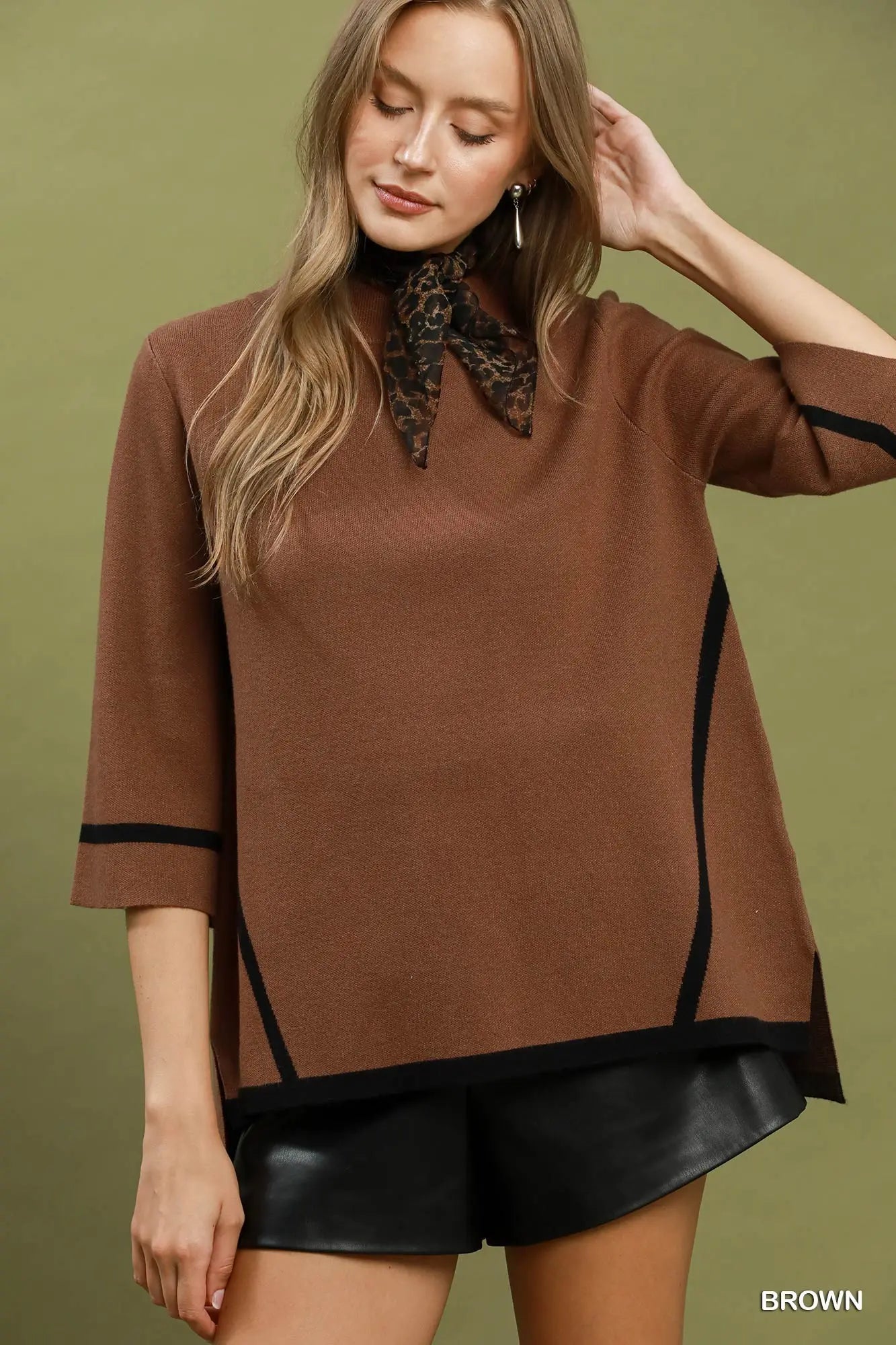 Brown and Black Contrast Short Sleeve Knit Sweater Top