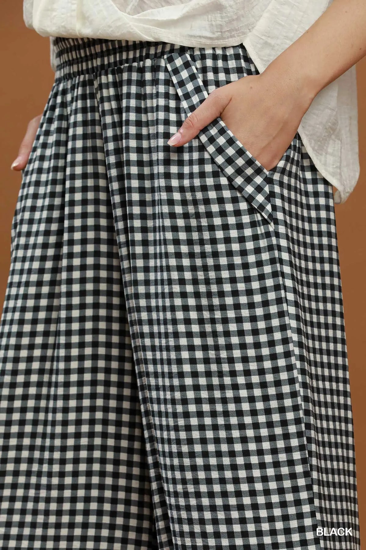 Black Gingham Wide Leg Scallop Hem Crop Pants