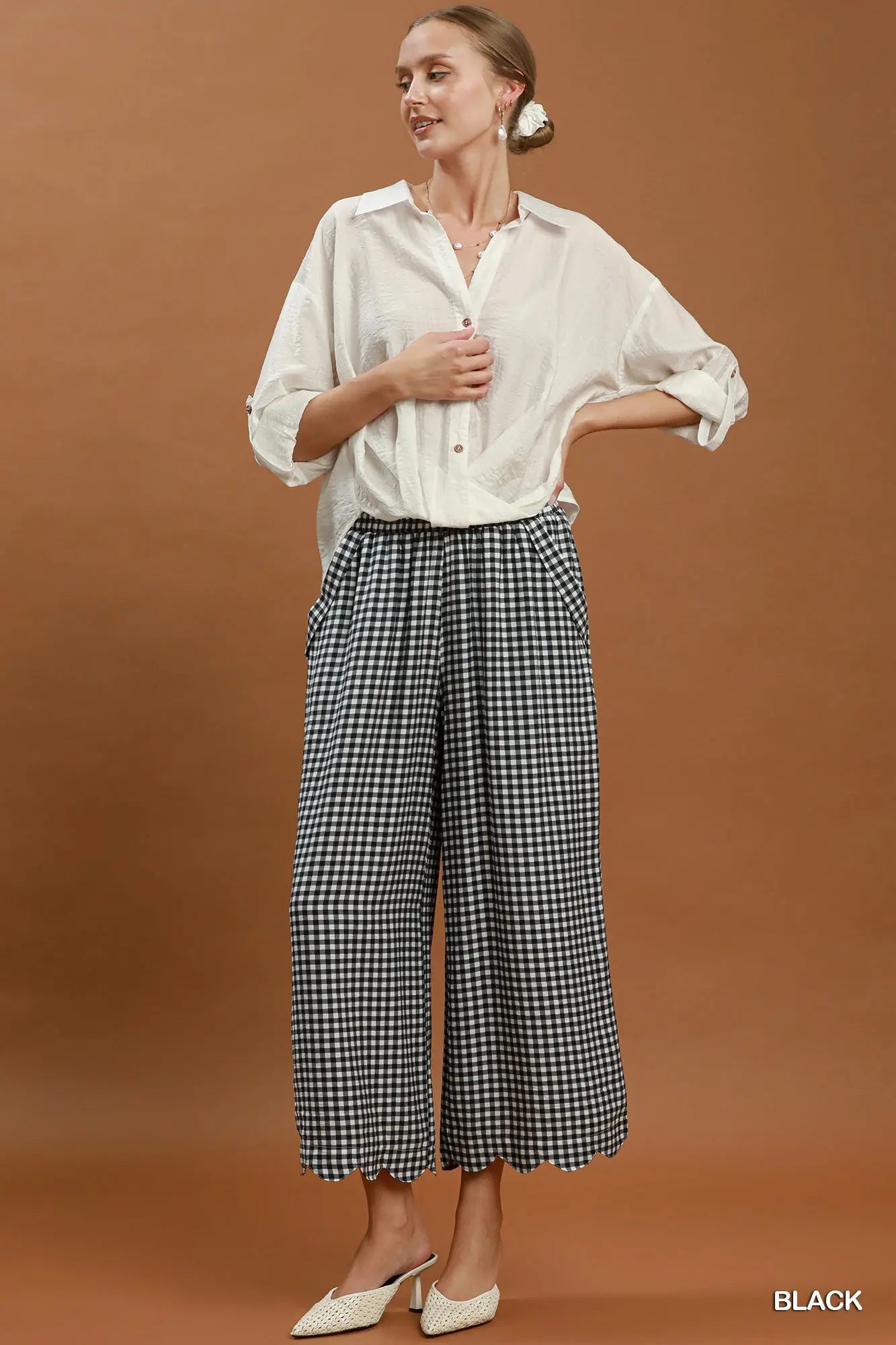 Black Gingham Wide Leg Scallop Hem Crop Pants