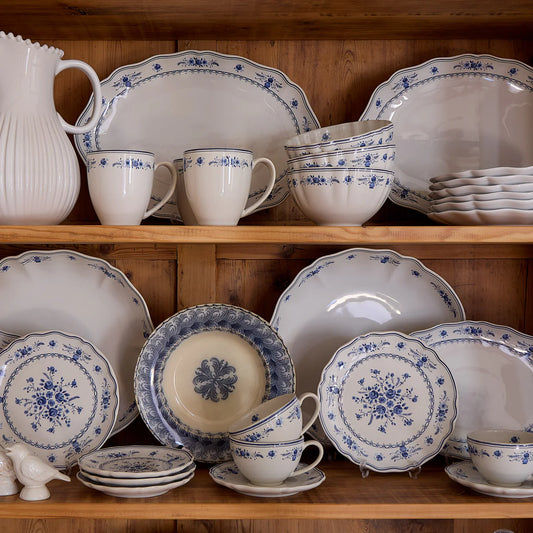 Vila White/Blue Mug