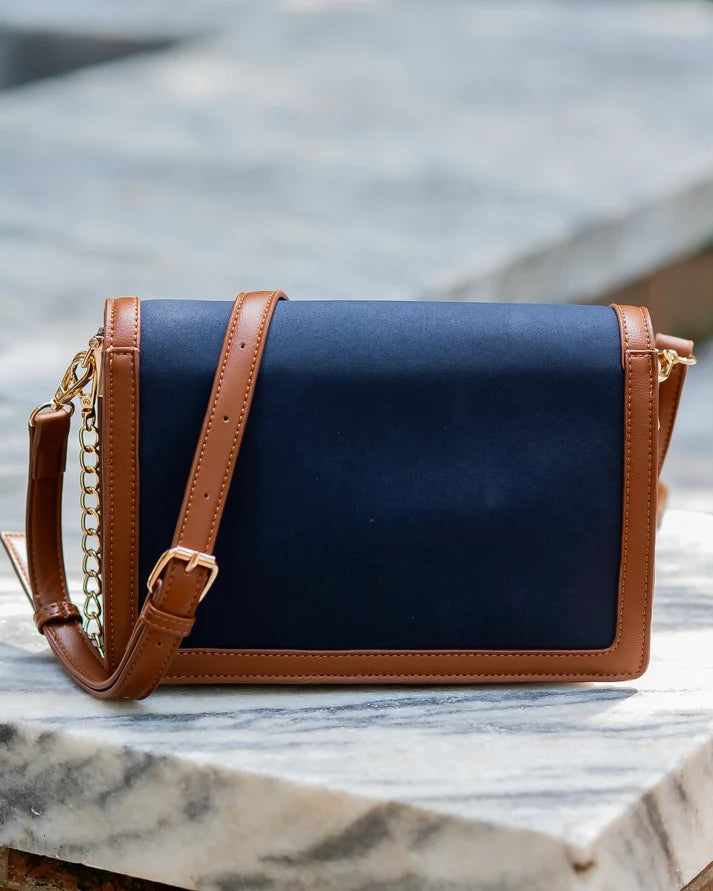 Collins Crossbody Navy P40448