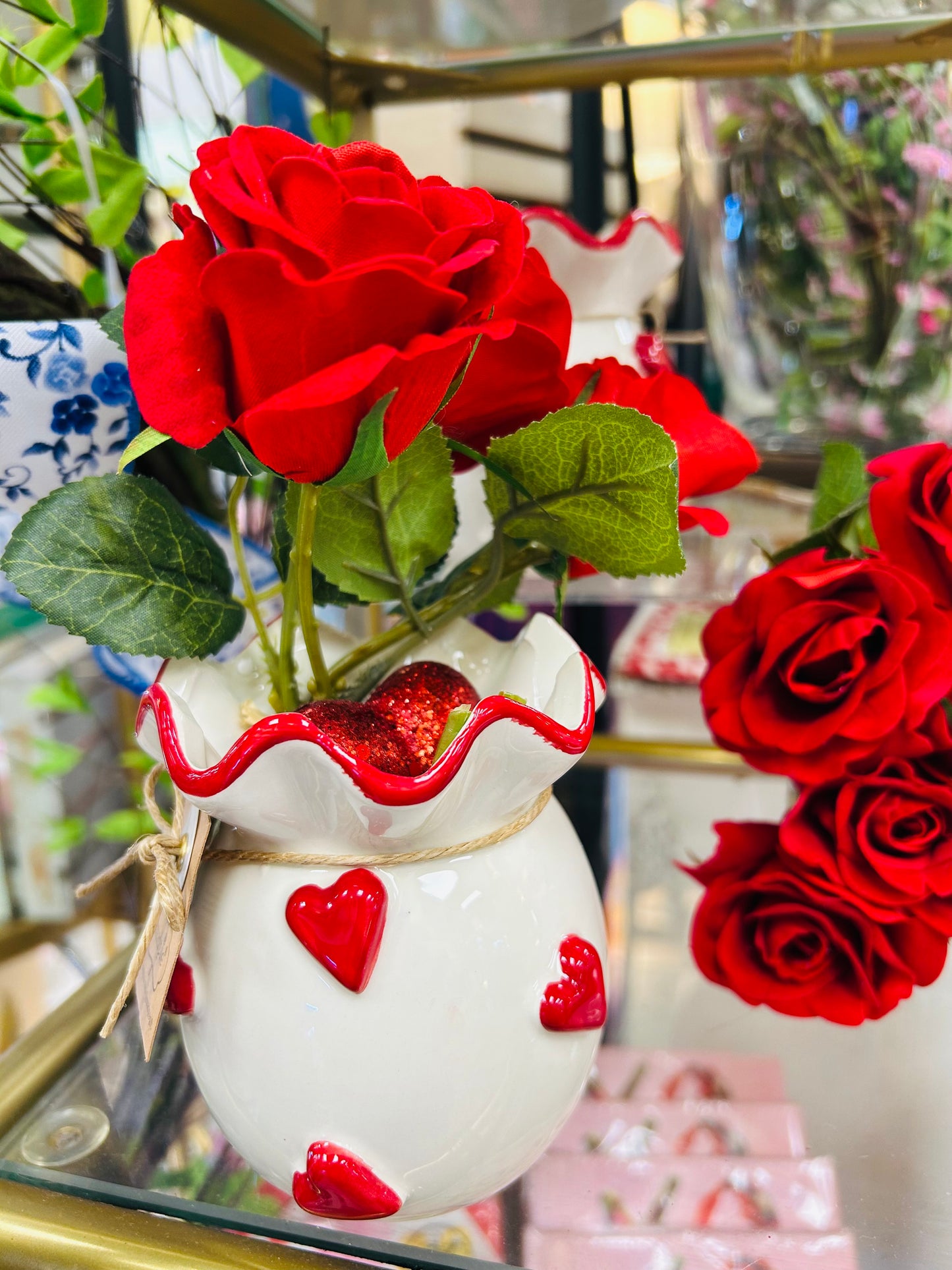 Heart Ruffle Bud Vase