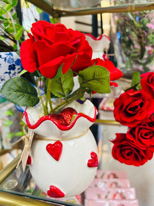 Heart Ruffle Bud Vase