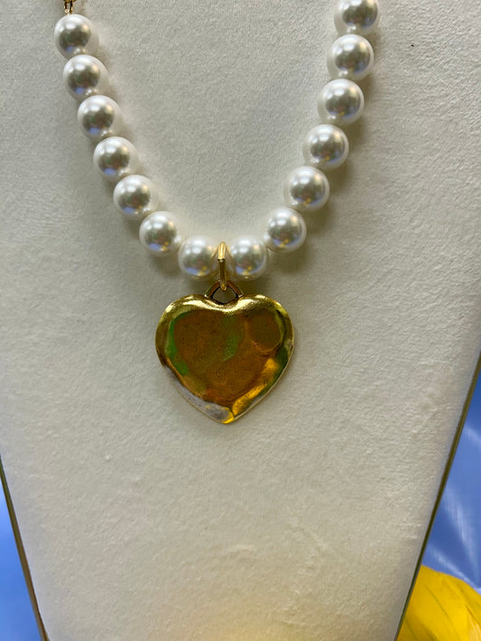 Freshwater Pearl Necklace with Heart Pendant
