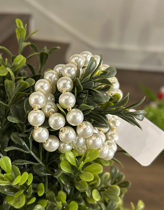 Pearl and Gold Stretch Bracelet  Set of 3
