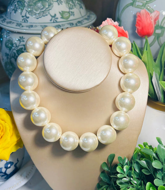 Large Pearl Necklace