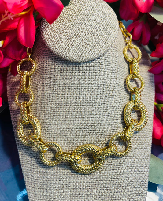Golden Laurel Necklace