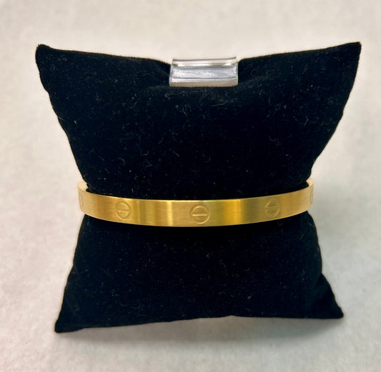 14k Gold Plated Matte Love Bangle Bracelet