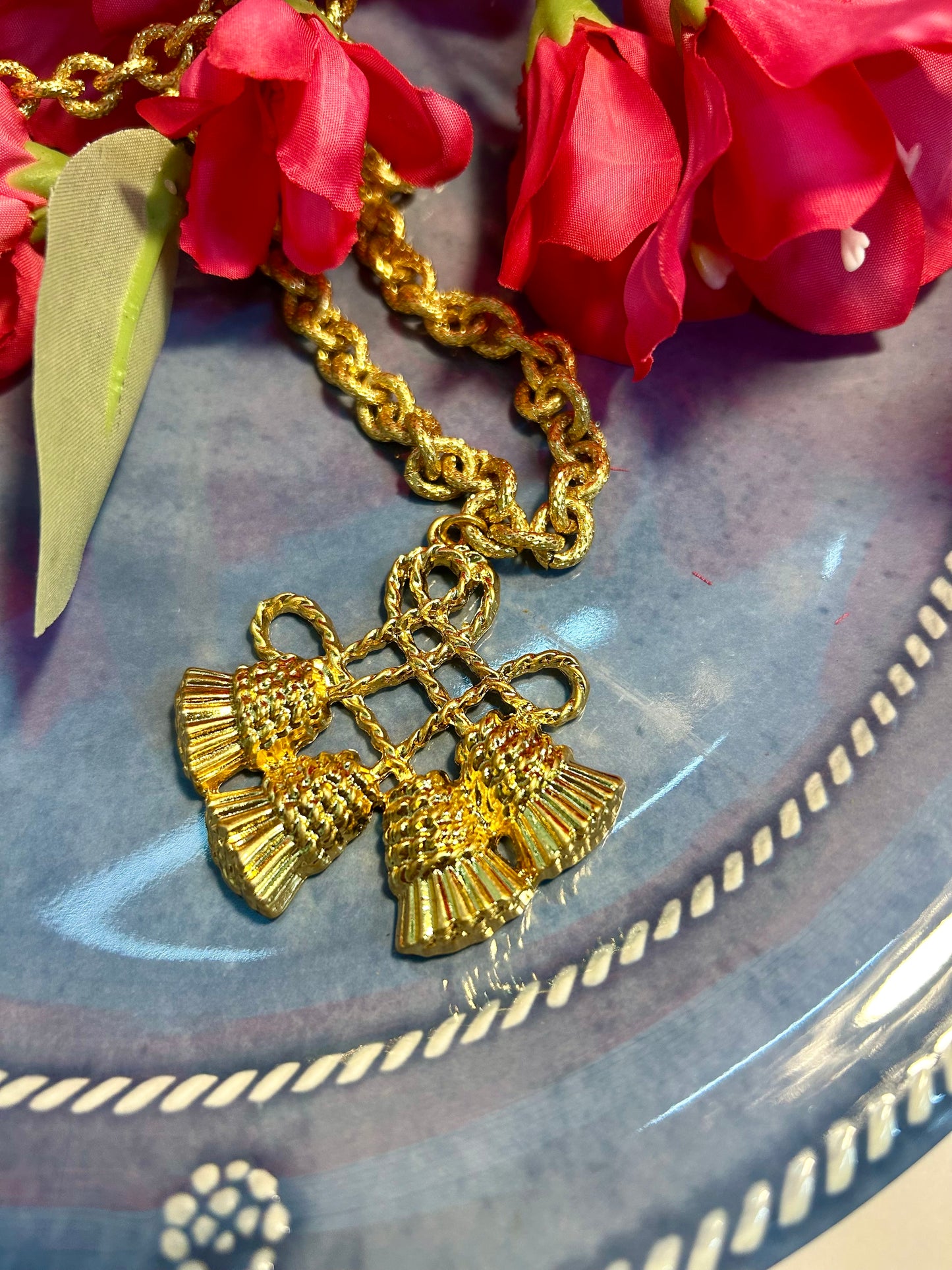 Golden Tassels Necklace