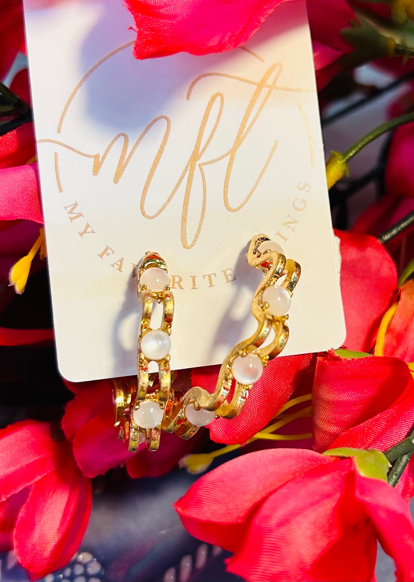 Wavy and Pearl Earrings