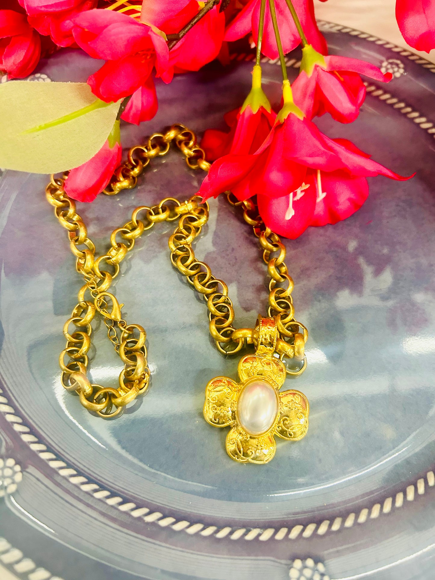 Golden Baroque Necklace