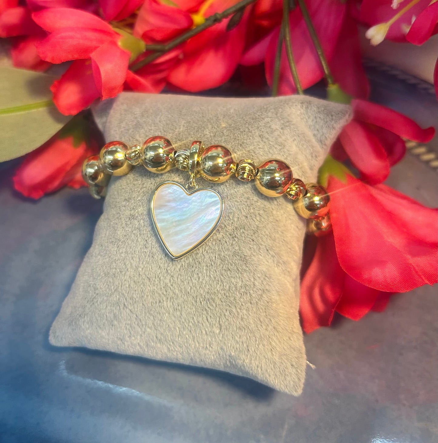 Mother of Pearl Heart Charm Bracelet