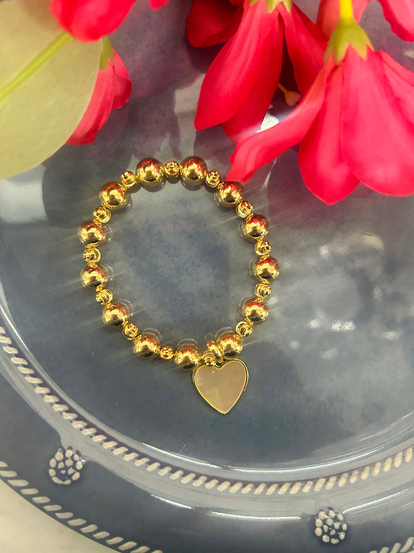 Mother of Pearl Heart Charm Bracelet