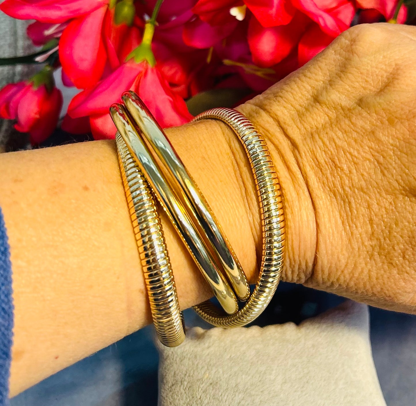 Gold Bella Bangle Bracelet Set