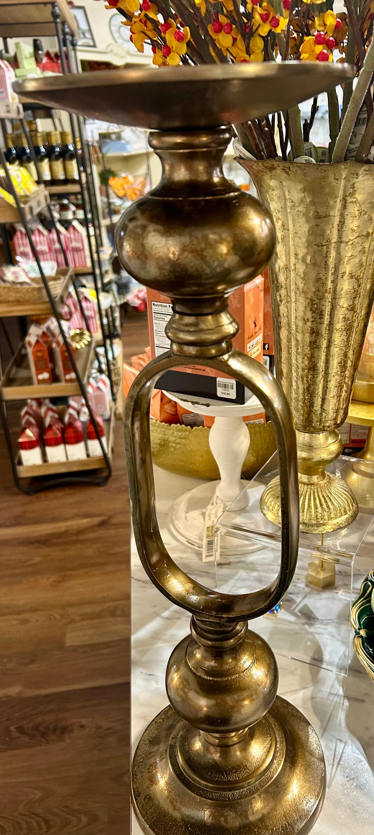 Set of 2 Gold Metal Oval Pillar Candleholders