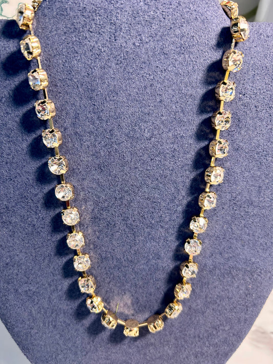 Clear Crystal Stone Magnetic Necklace
