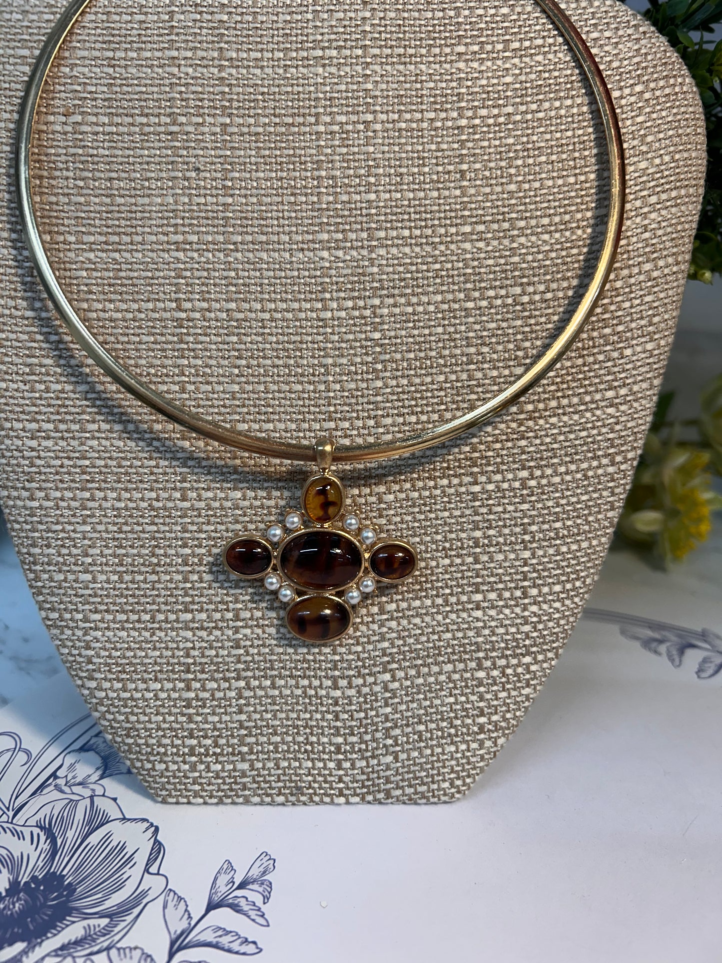 Gold Choker Necklace with Tortoise & Pearl Pendant