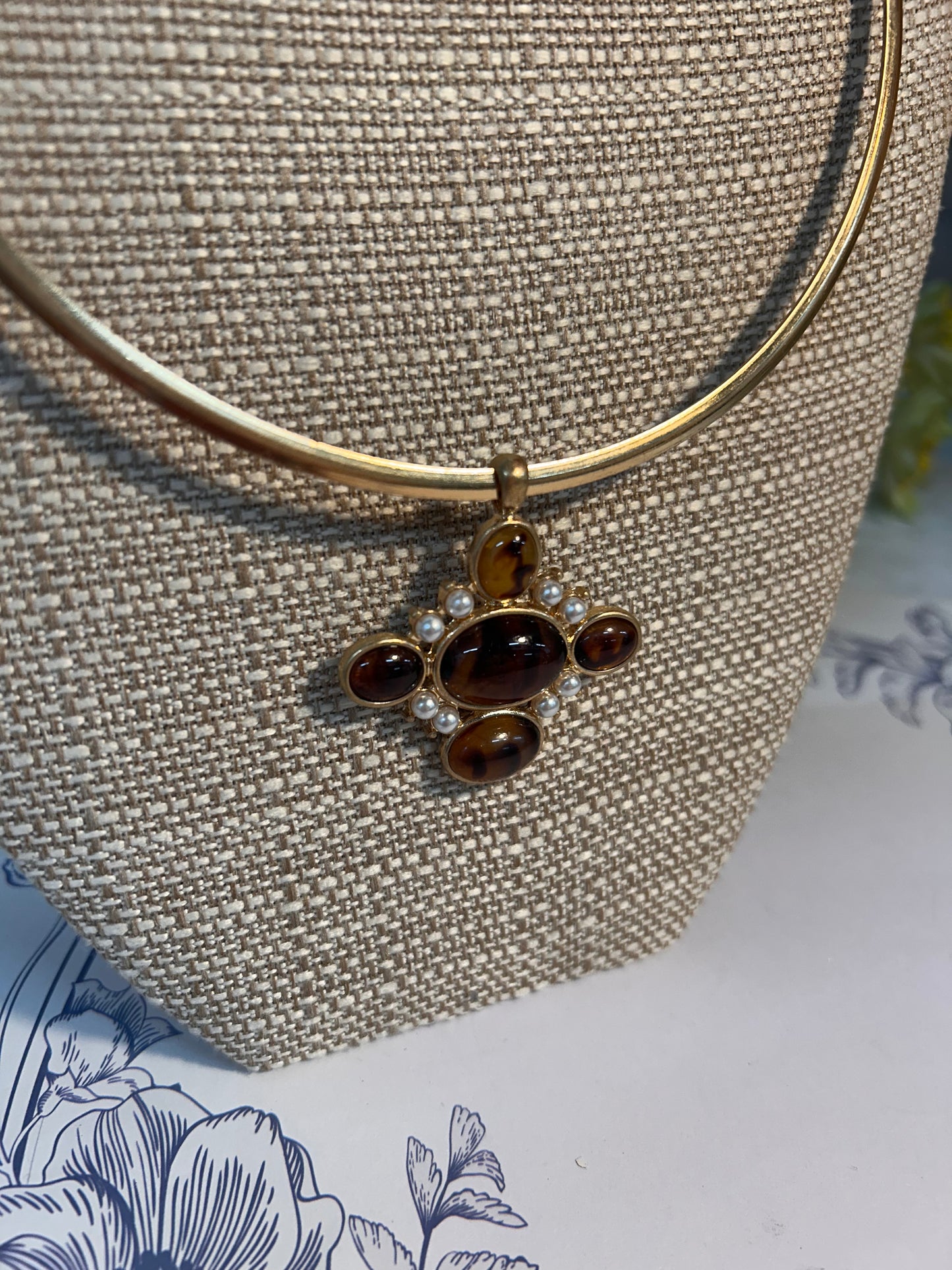 Gold Choker Necklace with Tortoise & Pearl Pendant