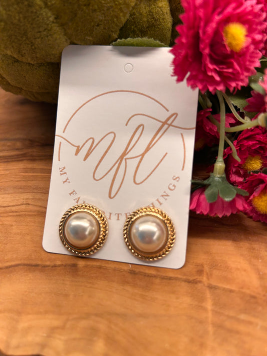 Pearl and Gold Stud Earrings
