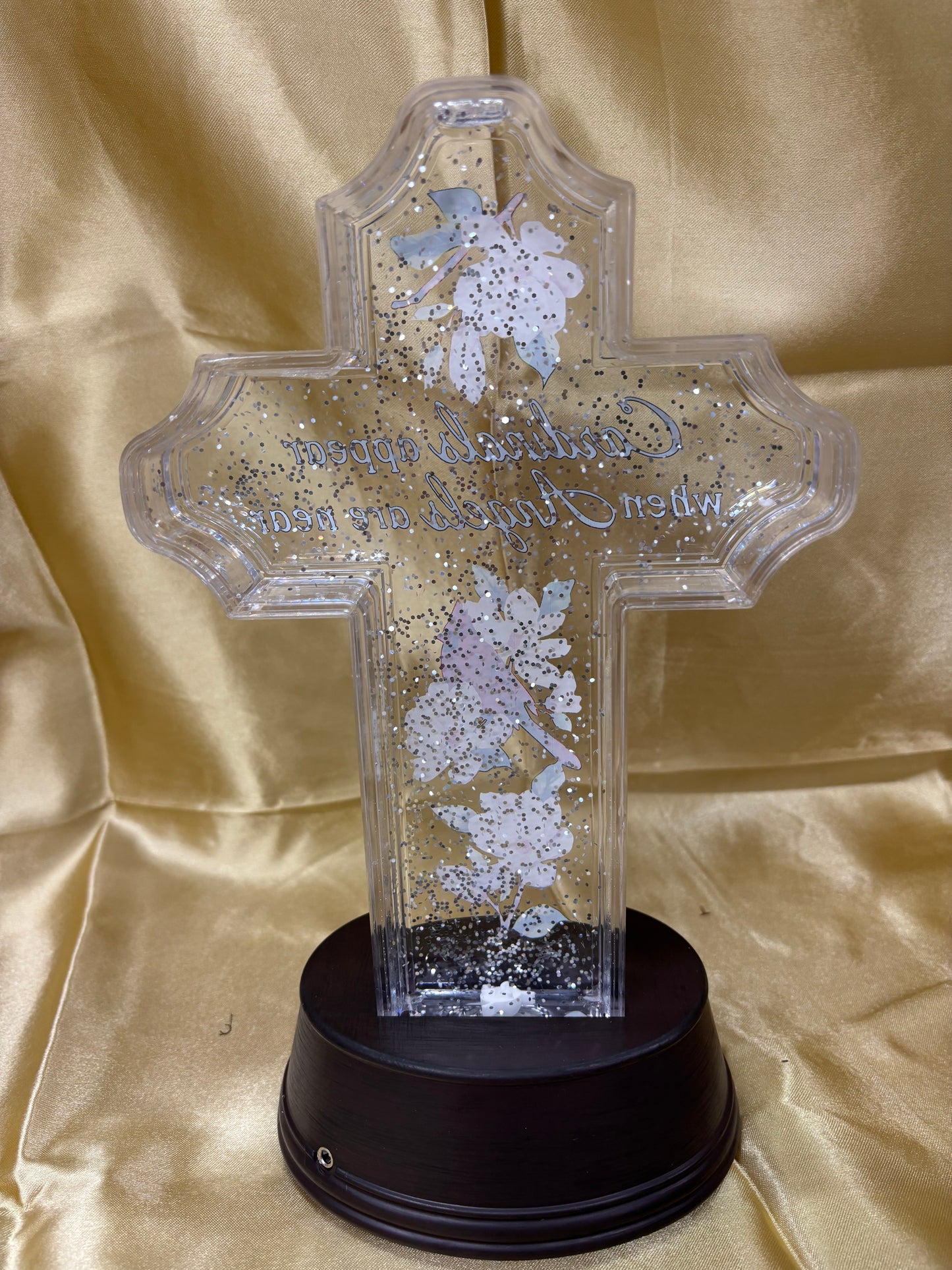 Cardinals Appear when Angels are Near Cross 10050