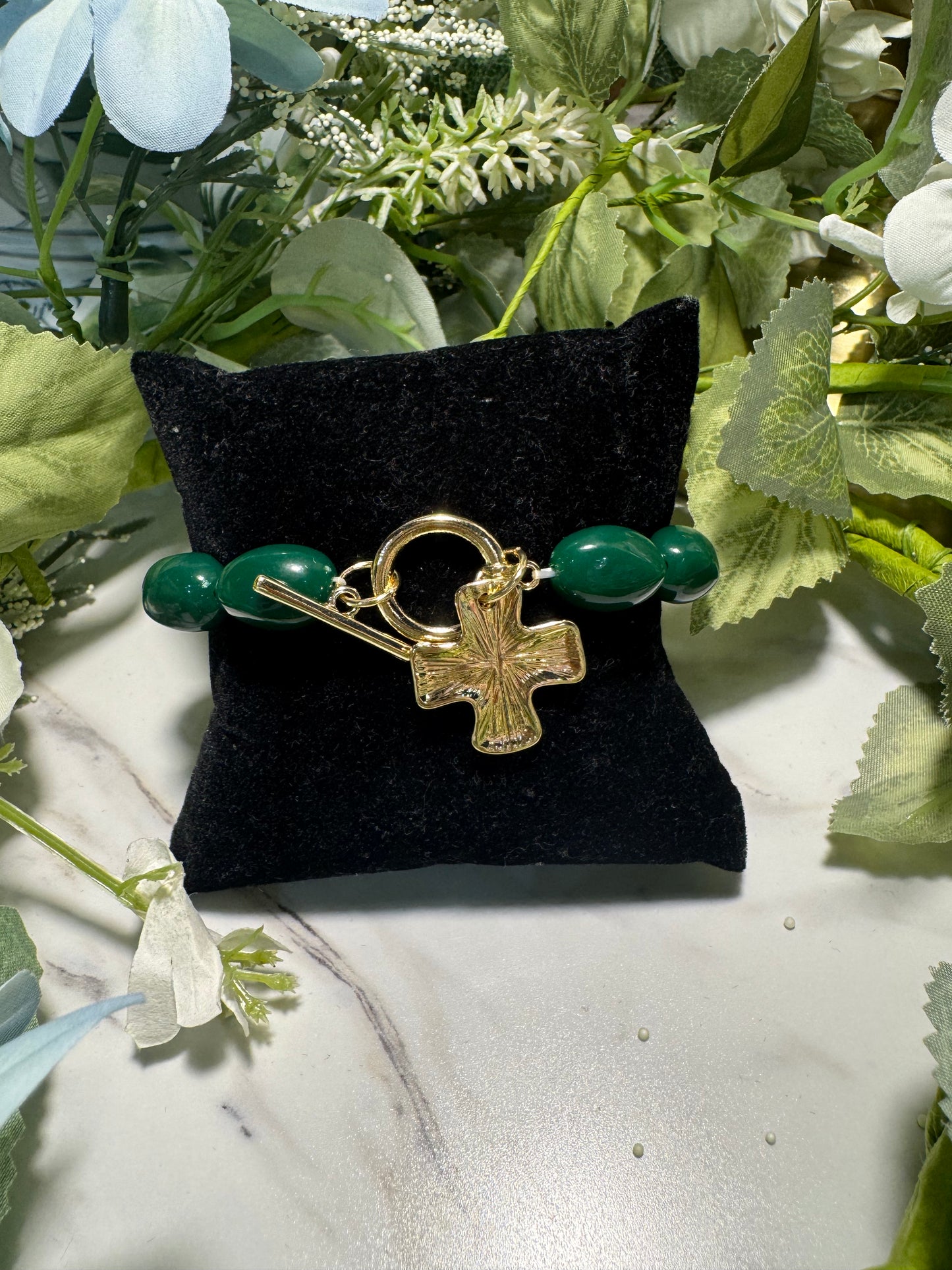 Emerald Cross Stretch Bracelet