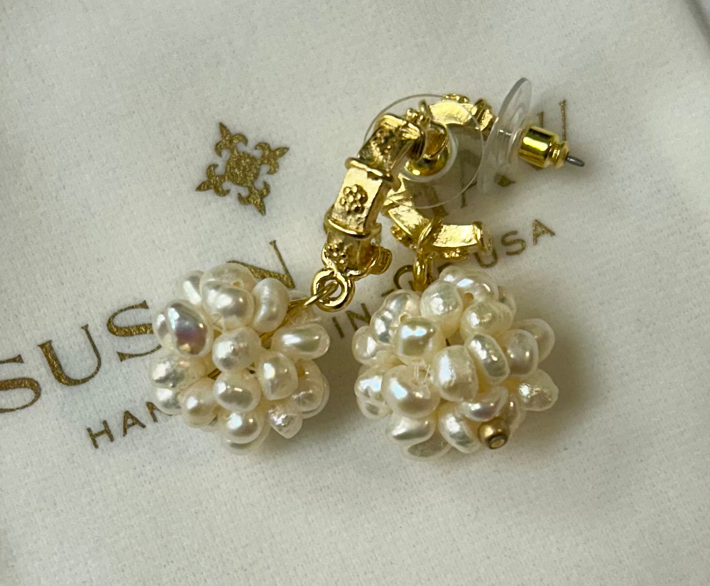 Gold Hoop Pearl Cluster Earrings 1038W