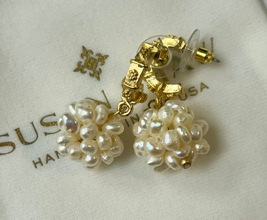 Gold Hoop Pearl Cluster Earrings 1038W